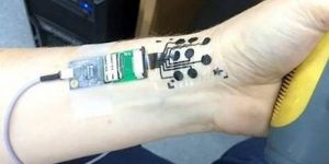 Электронная татуировка будет следить за здоровьем