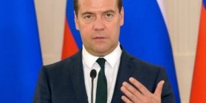 Дмитрий Медведев дал ряд поручений по реализации проектов импортозамещения в фарм- и медпромышленности