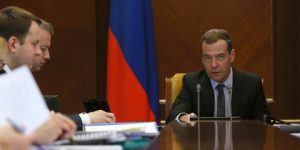 Дмитрий Медведев дал ряд поручений по поддержке локализации производства медизделий в России