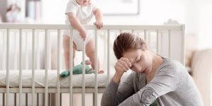 Материнская депрессия: детям помогут отцы