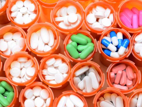 Правительство внесло в Госдуму законопроект о принудительном лицензировании производства воспроизведенных лекарств