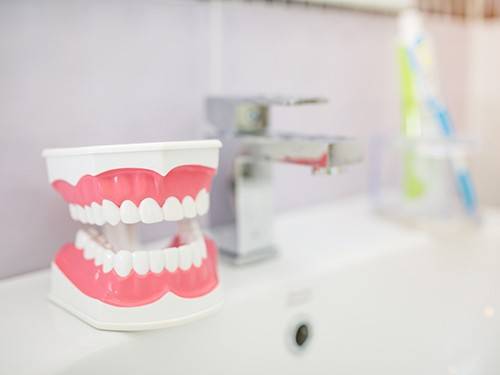 «Чистые зубы не болят»