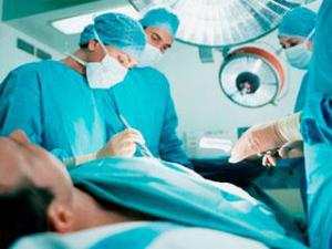 Британские хирурги будут лечить сердца стволовыми клетками