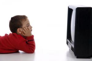 Телевизор портит детям психику
