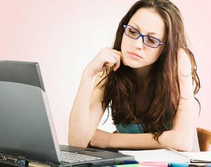 Социологи: офисные сотрудники работают под стрессом