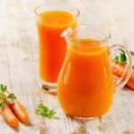 Морковный сок имеет многие полезные свойства