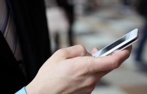 Откровенные переписки и СМС: как не стать жертвой мошенников?